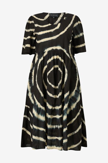 NO. 1 BY OX   Kjole Long O Neck Dress w 2 Flairs   Svart