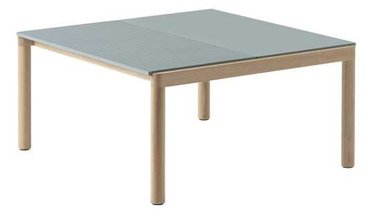 Muuto Couple 1 Plain-1 Wavy salongbord 80 x 84 x 40 cm Pale blue-oak