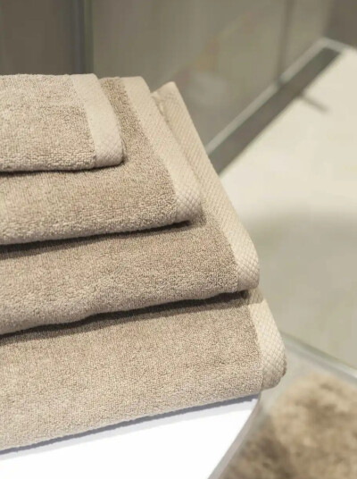 Turiform Zero håndkle 70x140 Beige / Greige