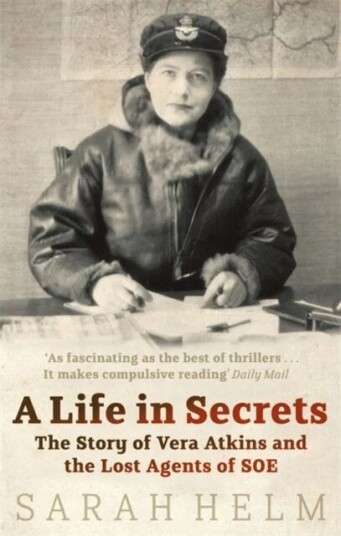 A Life In Secrets Av Sarah Helm