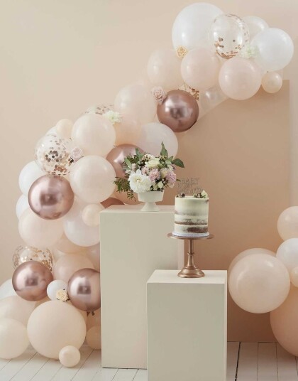 Ballongbuesett i Fersken Rosegull Gull og Hvit med Blomsterdekor