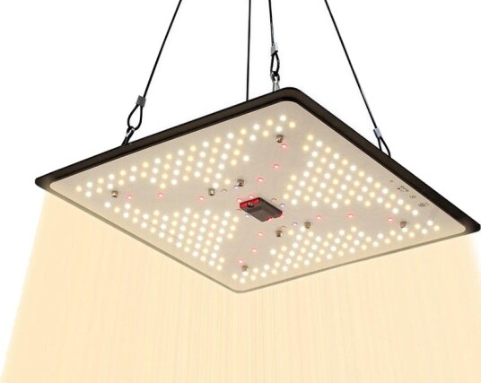 Ledlife Quantum vekstlampe 105W Inkl. oppheng fullt spektrum uten vifte IP65