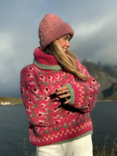House Of Yarn IR 03 09a Ellinor genser Fnugg in Florence