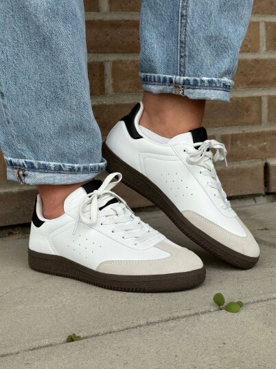 Roberto Rosso Ace W Sneaker White Black Hvit Sort storrelse 38 female Roberto Rosso Ace W Sneaker White Black Hvit Sort storrelse 38 female