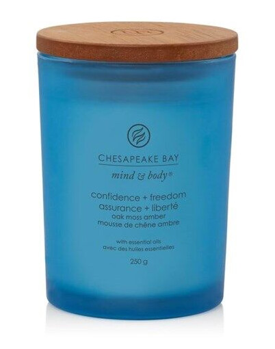 Chesapeake Bay Scented candle with wooden lid - Oak Moss Amber