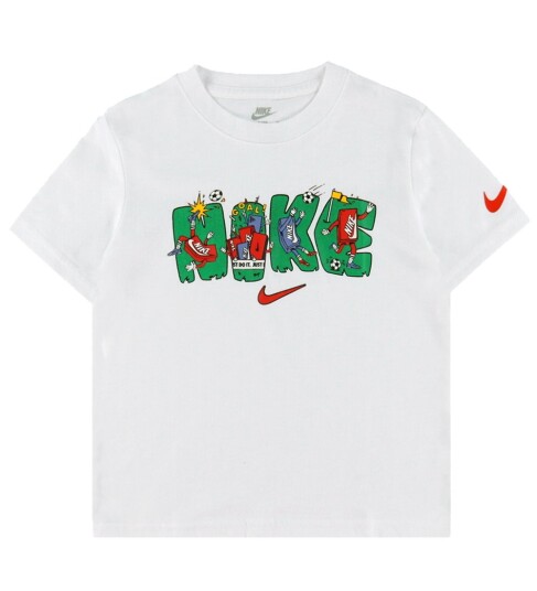 Nike T skjorte Hvit Nike 5 år 110 T skjorte Nike T skjorte Hvit Nike 5 år 110 T skjorte