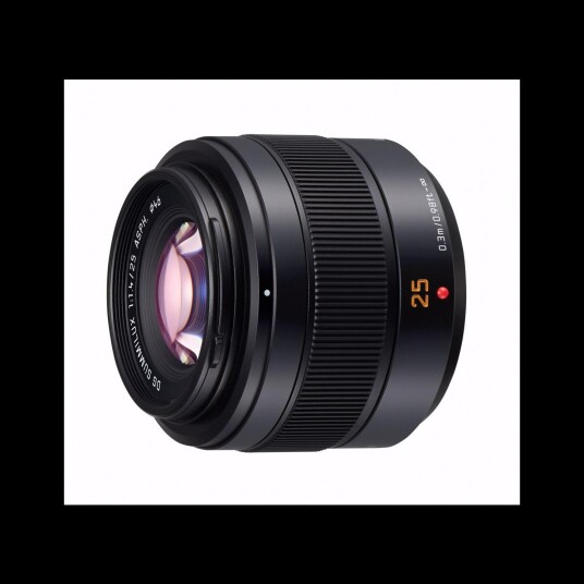 Panasonic Leica DG Summilux 25mm f/1.4 II Værtett Objektiv for Micro Four Thirds Panasonic Leica DG Summilux 25mm f/1.4 II Værtett Objektiv for Micro Four Thirds