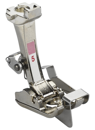 Bernina 05 Blindstingsfot A, B1, Ec1, Ec2 (475 QE) Snap-on Bernina 05 Blindstingsfot A, B1, Ec1, Ec2 (475 QE) Snap-on