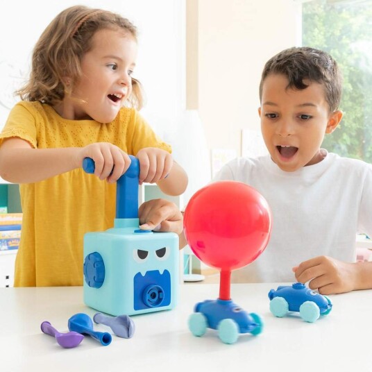 2x lufttrykkdrevne ballongbiler 2x lufttrykkdrevne ballongbiler