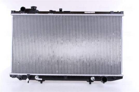 Radiator NISSENS 64762
