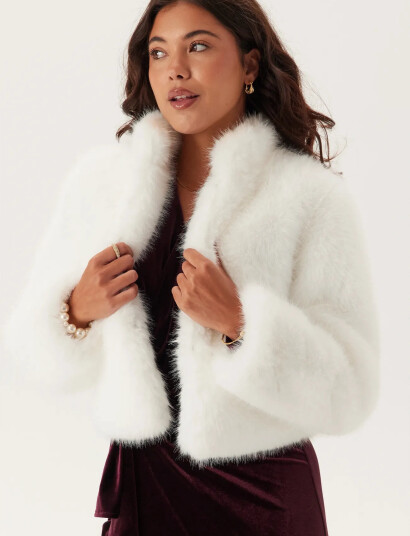 Bubbleroom Short Faux Fur Jacket   White   38