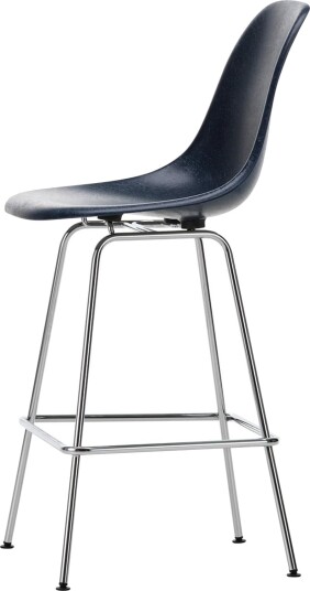 Vitra Eames Glassfiberbarkrakk Medium Blå/ Krom Vitra Eames Glassfiberbarkrakk Medium Blå/ Krom