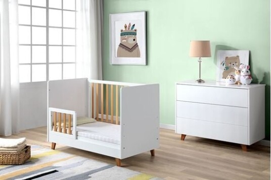 Sagababy Emma Babyseng og Juniorseng Hvit/Natur Sagababy Emma Babyseng og Juniorseng Hvit/Natur