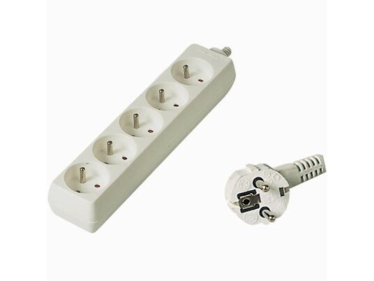 Premiumcord Pp5-10 10 M 5 Ac-Utganger Type E / F Hvit 250 V 10 A