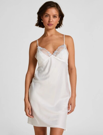 Hunkemöller Sd Satin Lace Peonie White L Hunkemöller Sd Satin Lace Peonie White L