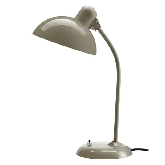 Fritz Hansen Kaiser Idell 6556-T Bordlampe Olivengrønn Fritz Hansen Kaiser Idell 6556-T Bordlampe Olivengrønn