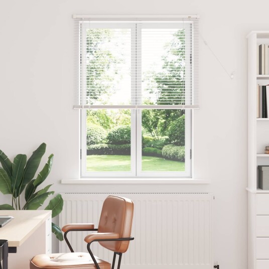 vidaXL Venetiansk persienne Hvit 150 x 80 cm 25 mm PVC vidaXL Venetiansk persienne Hvit 150 x 80 cm 25 mm PVC