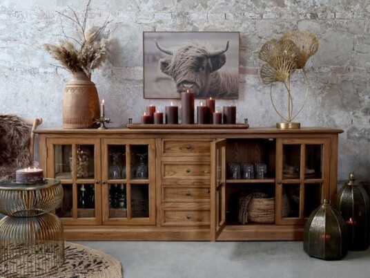 Vitrine med 4 dører og 4 skuffer fra Chic Antique 40042600 Vitrine med 4 dører og 4 skuffer fra Chic Antique 40042600