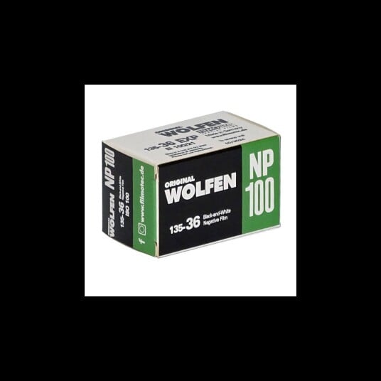 Orwo Wolfen NP100 135-36 ISO 100, S/H-film, 36 eksp. Orwo Wolfen NP100 135-36 ISO 100, S/H-film, 36 eksp.