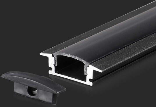 2m aluminiumsprofil for innfelling Inkl. sort deksel 24,7 x 7 mm IP20 2m aluminiumsprofil for innfelling Inkl. sort deksel 24,7 x 7 mm IP20