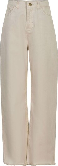 Cost:Bart Jeans   Thilde   Havregrøt   Cost:Bart   17 år 182   Jeans   Beige