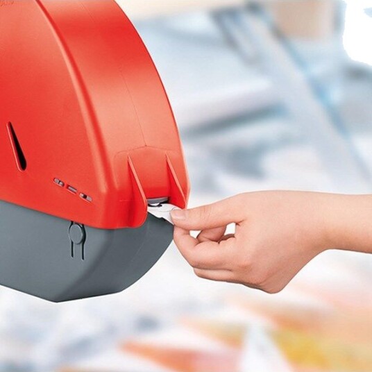 Turn O Matic Hvite Løpende Numre Fra 000 Til 999 Hvite Kjørebilletter T90 Til Meto Turn O Matic Classic D900. 3 Sifrede Numre 000–999 Med Sensormerking På Baksiden. 6 Ruller Á 4.000 Billetter