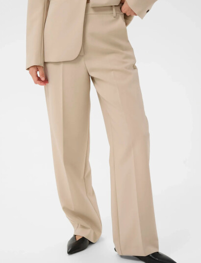 Soaked in Luxury Slcorinne Suiting Pants Beige XL Soaked in Luxury Slcorinne Suiting Pants Beige XL