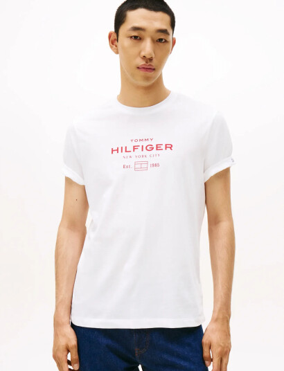 Tommy Hilfiger Hilfiger Stack Graphic Tee - White - XL Tommy Hilfiger Hilfiger Stack Graphic Tee - White - XL