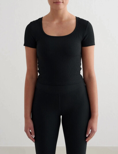aim´n Ribbed Performance Short Sleeve - Black - XL aim´n Ribbed Performance Short Sleeve - Black - XL