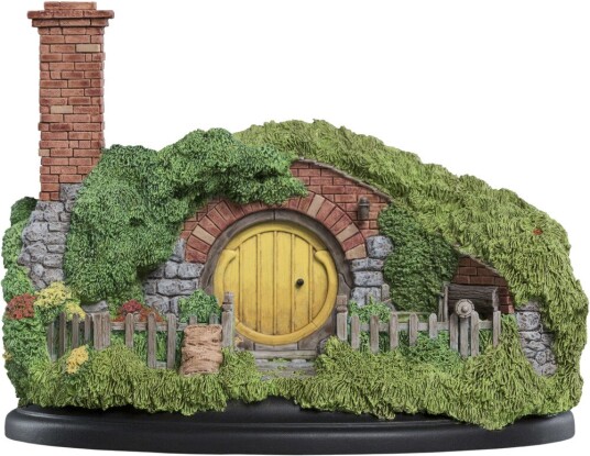 Polystone 16 Hill Lane Hobbit Hole