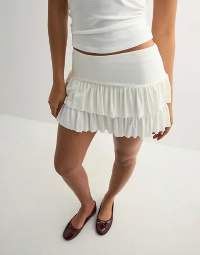 Nelly   Hvit   Mini Frill Skirt