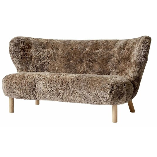 &Tradition Little Petra Sofa Vb2 Oljet Eik / Saueskinn Sahara &Tradition Little Petra Sofa Vb2 Oljet Eik / Saueskinn Sahara
