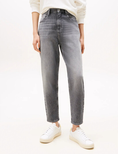 Tommy Jeans Mom Jean Uh Tpr Bi0177 Co - Grey - 30 x 32 Tommy Jeans Mom Jean Uh Tpr Bi0177 Co - Grey - 30 x 32
