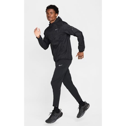 Nike Repel UV Stride Jacket Herre Black/Black/Reflective Silver M Nike Repel UV Stride Jacket Herre Black/Black/Reflective Silver M