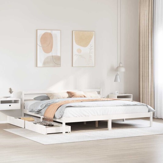  Sengeramme med madrass hvit 200x200 cm heltre furu 8721102939389