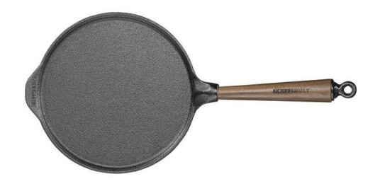 Skeppshult Pannekakepanne 23 cm med valnøtt håndtak Skeppshult Pannekakepanne 23 cm med valnøtt håndtak