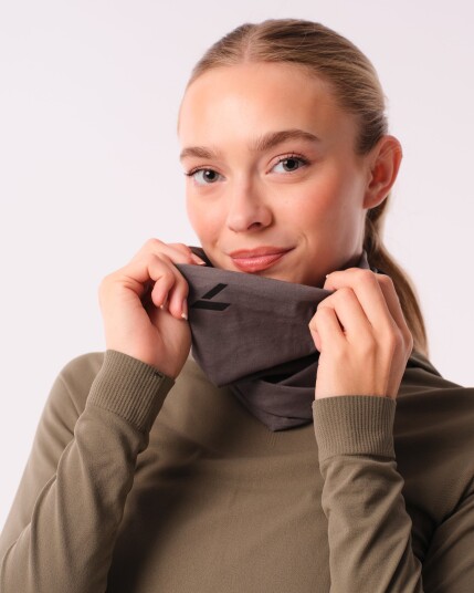 Levity Conquer Neck Warmer Dusty Green Reflective One Size Levity Conquer Neck Warmer Dusty Green Reflective One Size