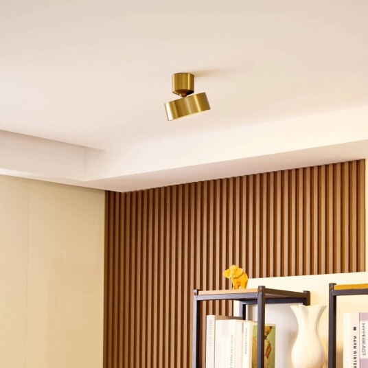 Lindby Nivoria LED-spotlight svingbar gull