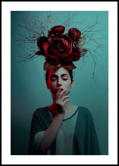 Pensive Woman Red Roses Plakat / 30x40 Pensive Woman Red Roses Plakat / 30x40