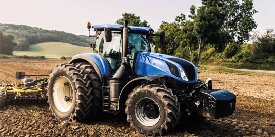 Licens Badehåndkle barn - Traktor motiv - 70x140 cm – Lekker og myk kvalitet Licens Badehåndkle barn - Traktor motiv - 70x140 cm – Lekker og myk kvalitet
