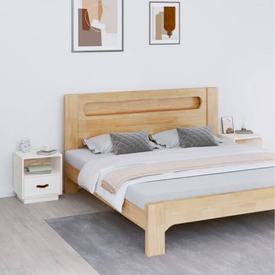 vidaXL Nattbord 2 stk hvit 40x34x45 cm heltre furu vidaXL Nattbord 2 stk hvit 40x34x45 cm heltre furu