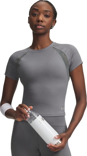 Under Armour Motion Mesh Trenings T skjorte Dame Grå M