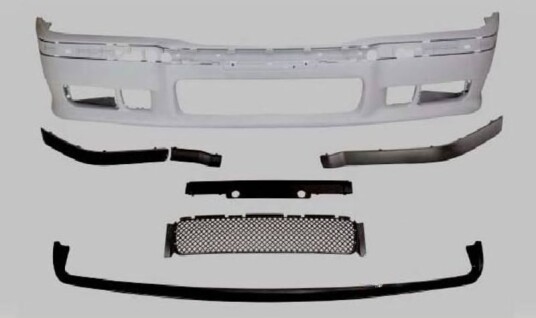 Camco Støtfanger fram
M3 style avtagbar DTM,
inkl lister og gitter 7 8846 A