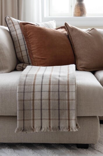 Lama Gaia Pledd beige resurkulert ull 130x170 Lama Gaia Pledd beige resurkulert ull 130x170