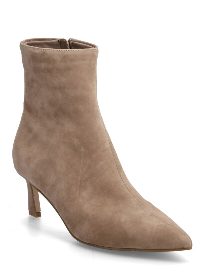 Steve Madden Lulah Beige 40 Steve Madden Lulah Beige 40