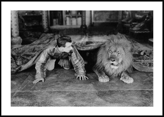 Man with Lion Classic Black and White Plakat Plakat / 40x50cm Man with Lion Classic Black and White Plakat Plakat / 40x50cm