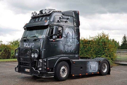 Italeri 1/24 Volvo FH16 XXL Viking