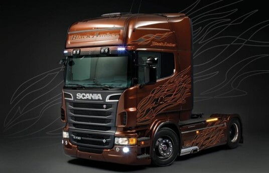 Italeri 1:24 SCANIA R SVART GUL