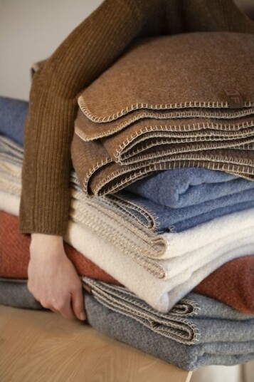 Fussenegger Merano Wool Blend Throw "Blue 160X200 Cm Fussenegger Merano Wool Blend Throw "Blue 160X200 Cm