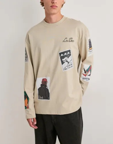 Les Deux Stamp Ls T shirt Langermede t shirts Beige